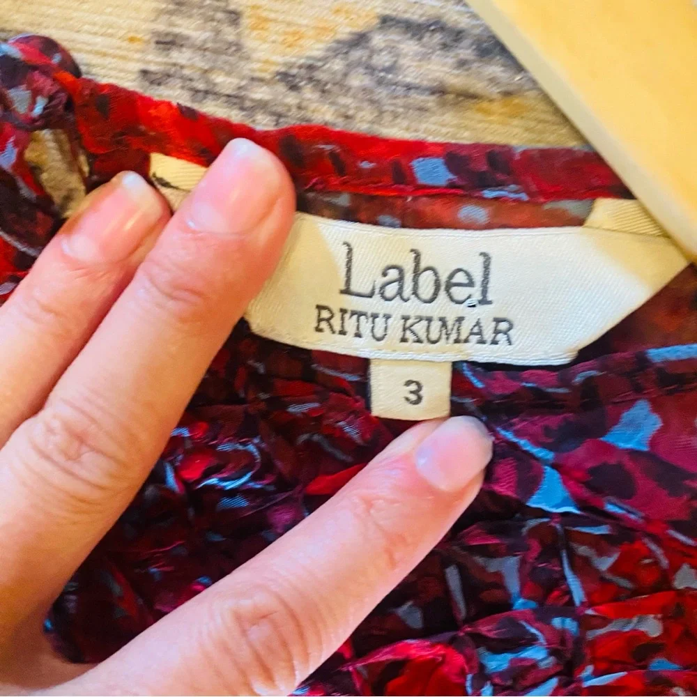 Label Ritu Kumar Red Viscose Sheer Snakeskin Dress Size Medium - Picture 4 of 5